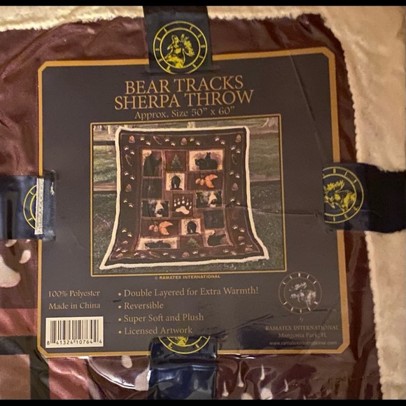 Sherpa silk touch blanket 100% polyester (5 left in stock) - Picture 3 of 5